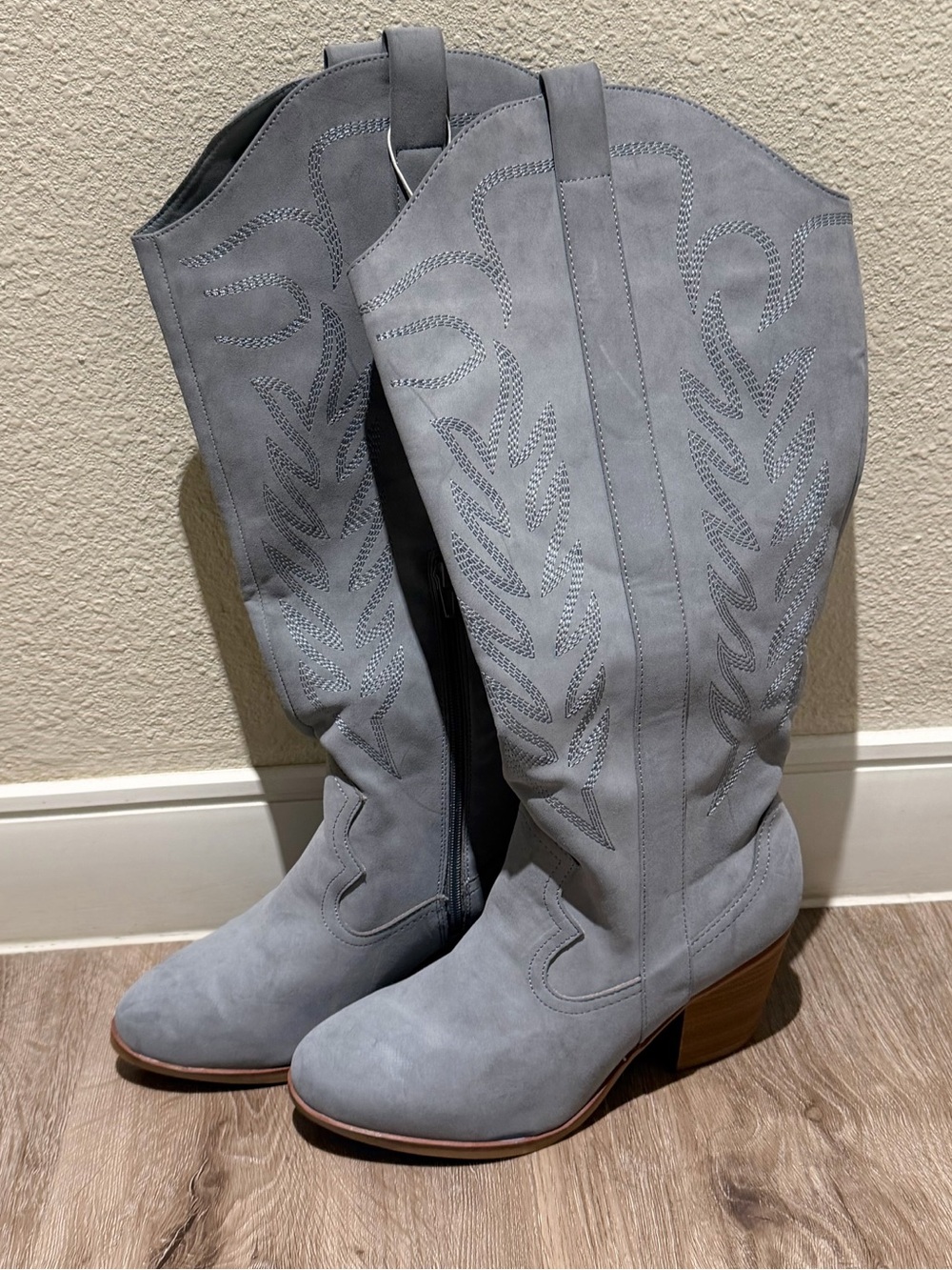 RARE ARULA Sierra Wide Calf Boots